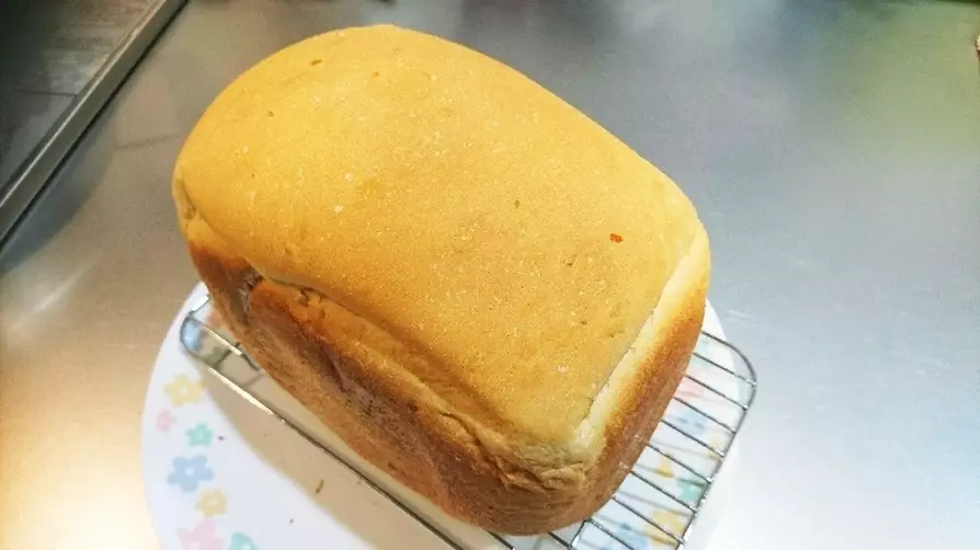 ホームベーカリーで金柑入りの米粉パンの画像（引用：cookpad）