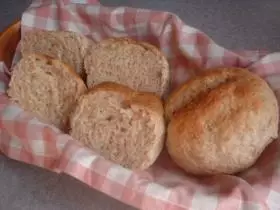 フワフワ全粒粉100％パン（低インシュリンダイエット向け）の画像（引用：cookpad）