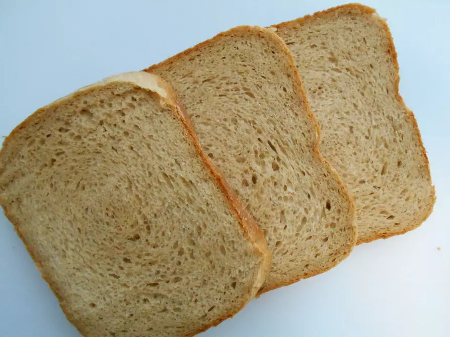 ＨＢ早焼き玄米粉入りモチモチ玄米食パンの画像